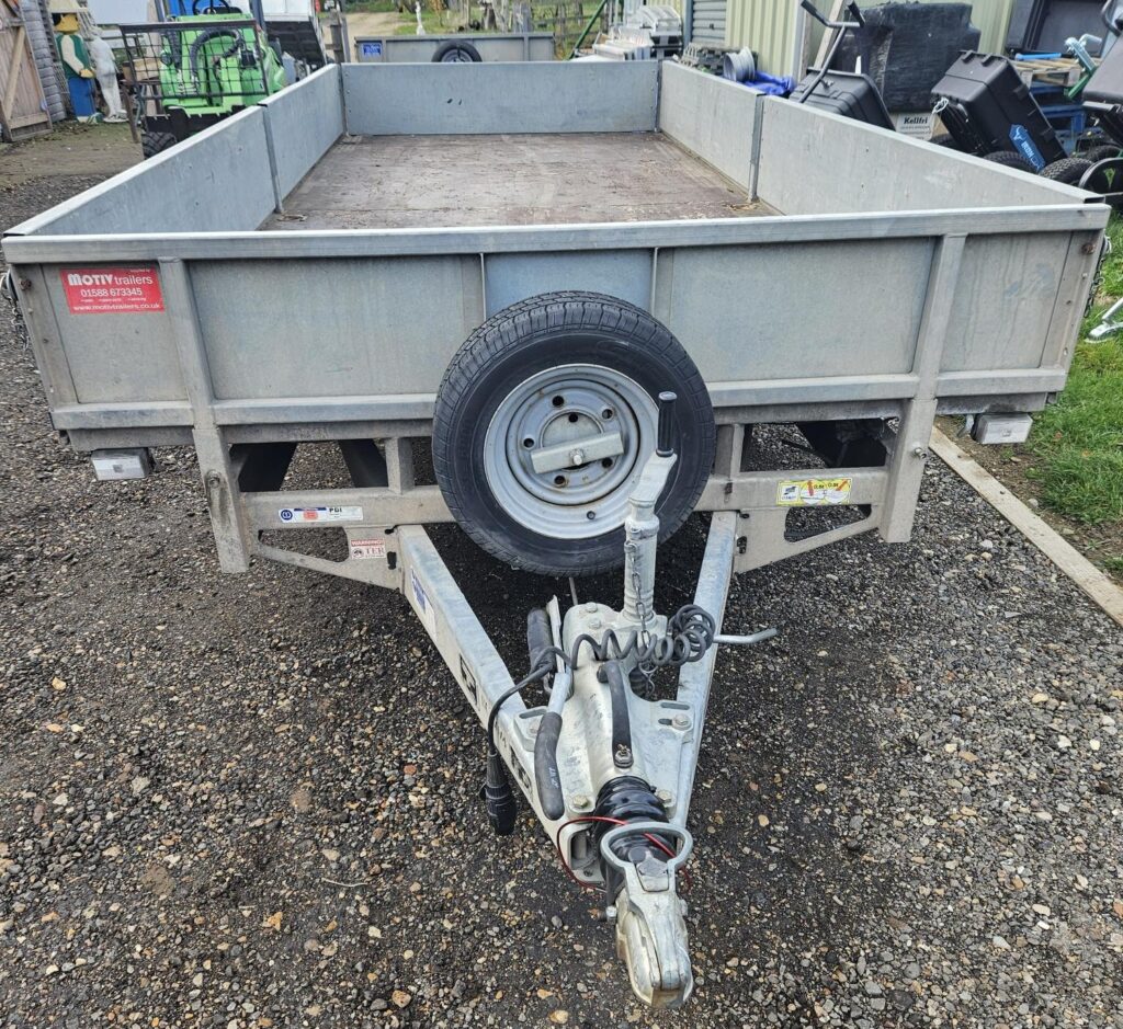 IFW LM166 Flatbed Trailer