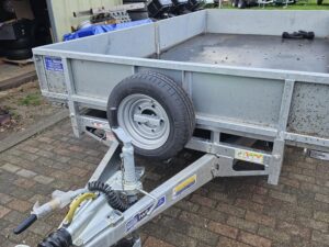 IFW LM126 Flatbed Trailer