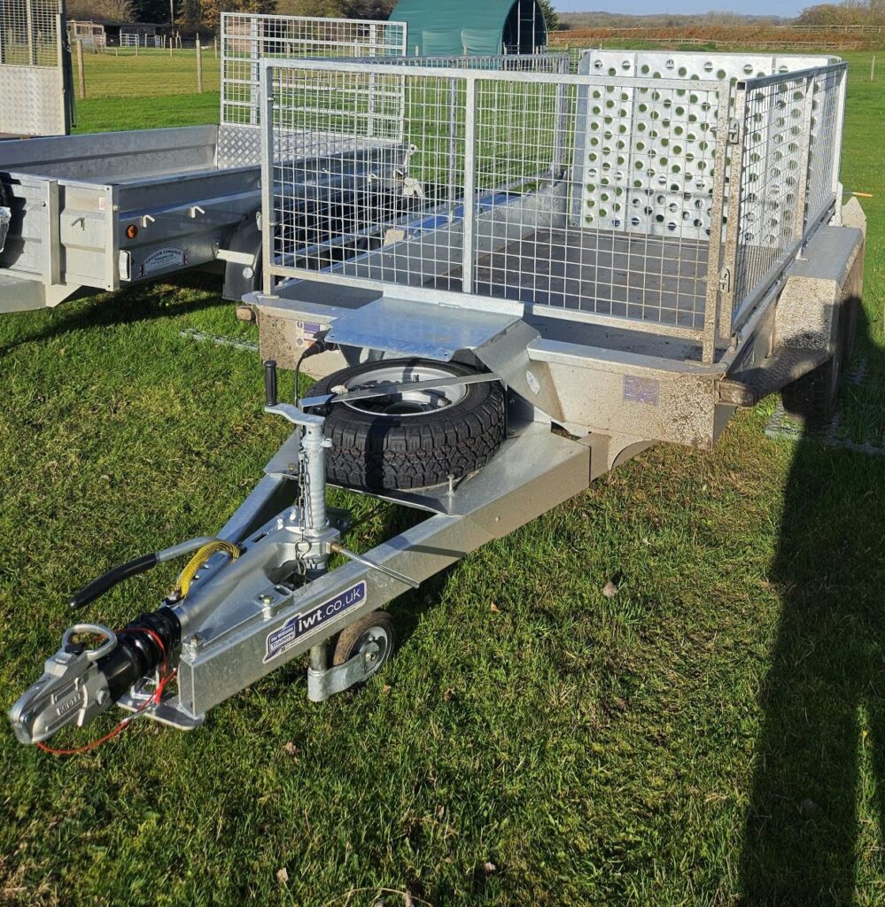 GH1054 With Cage Sides